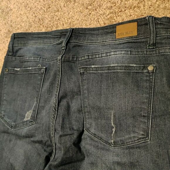 Judy Blue Skinny Fit Distressed Jeans Dark Wash Size 15/32 34x30 - Picture 9 of 10